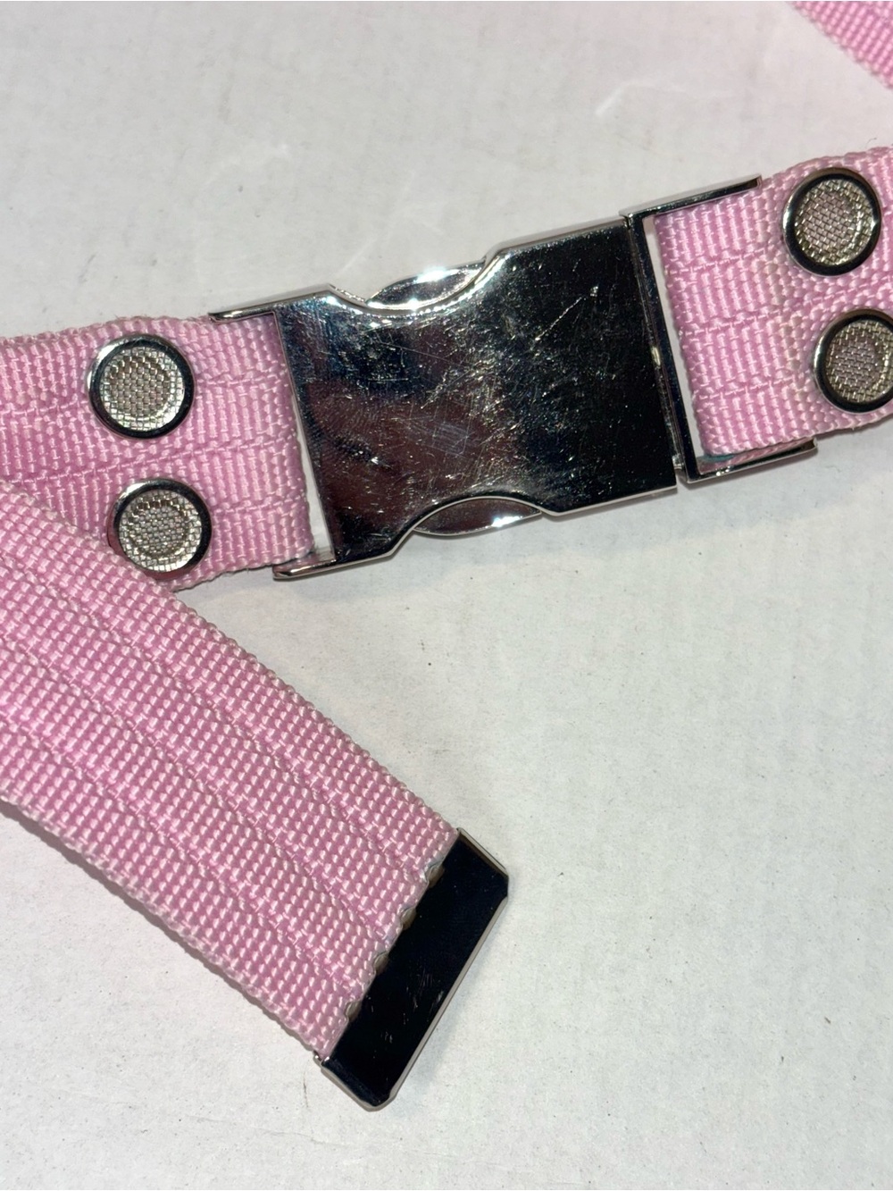 Armani exchange Y2K belt in candy pink Utility Buckle Grommet belt size medium - Picture 10 of 16